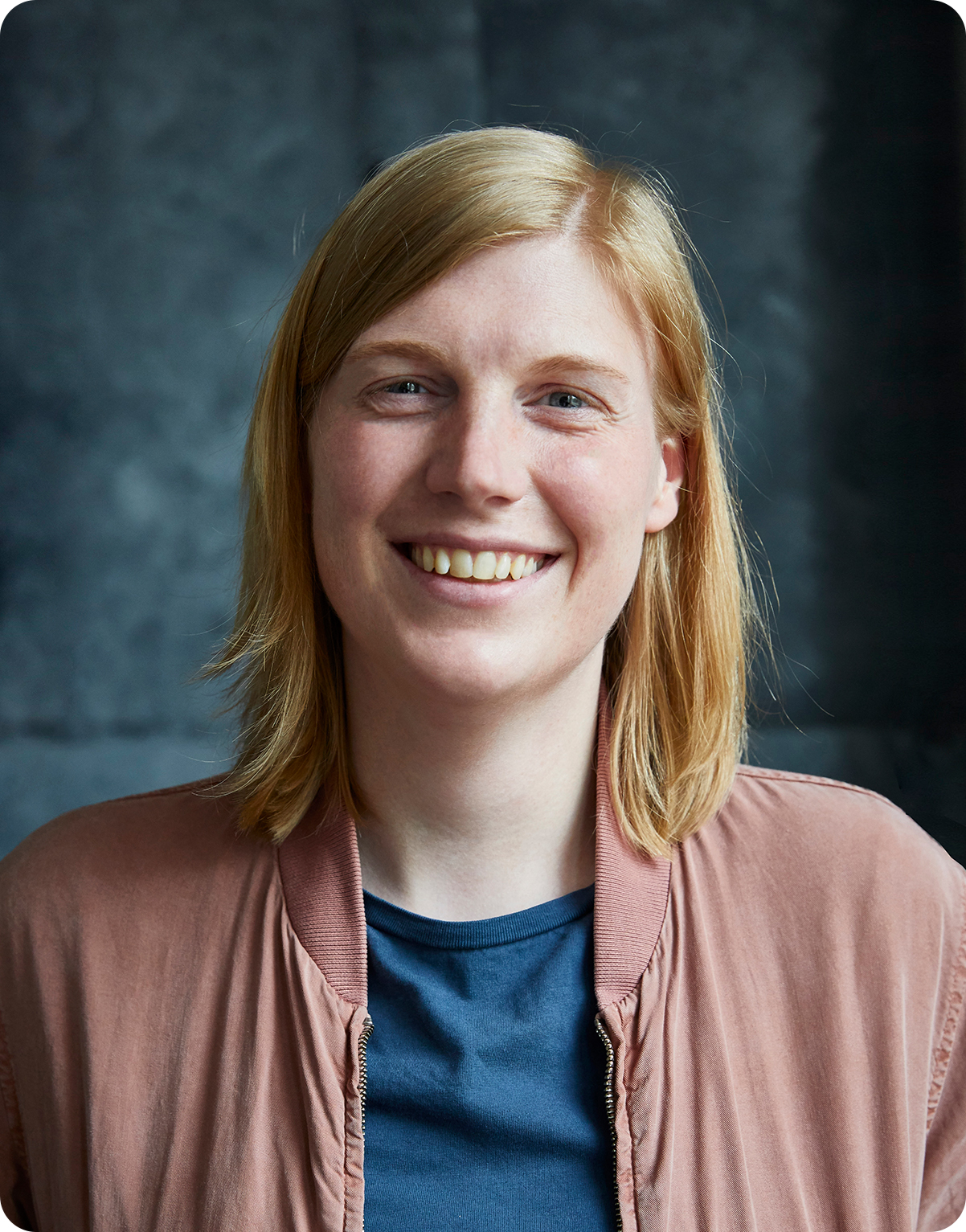 Portrait von Mitarbeiterin  Monique