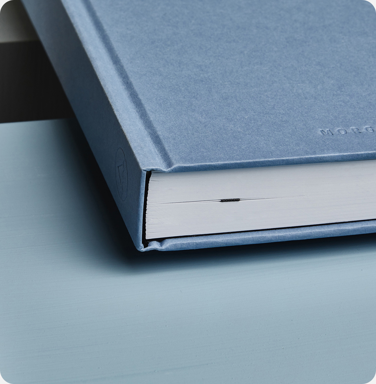 Nahaufnahme Notizbuch in Klarblau